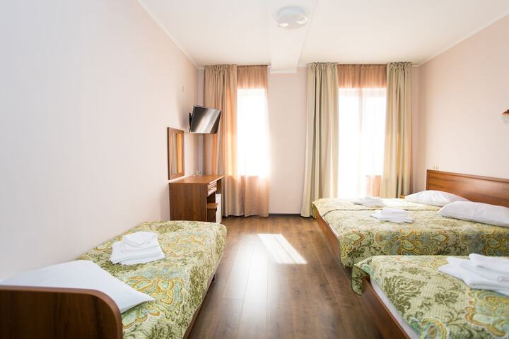 Room 25 of 51