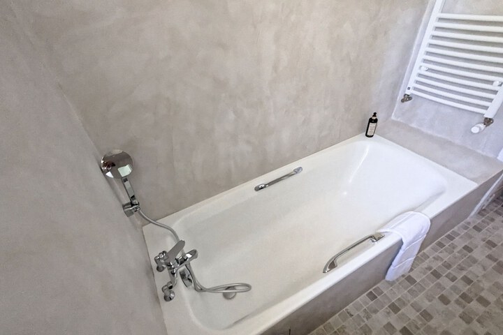 Hotel Interior 63 of 124