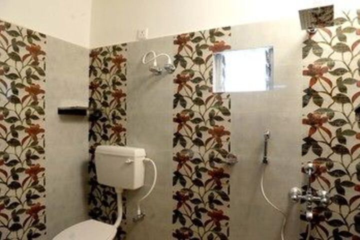 Room 4 of 22