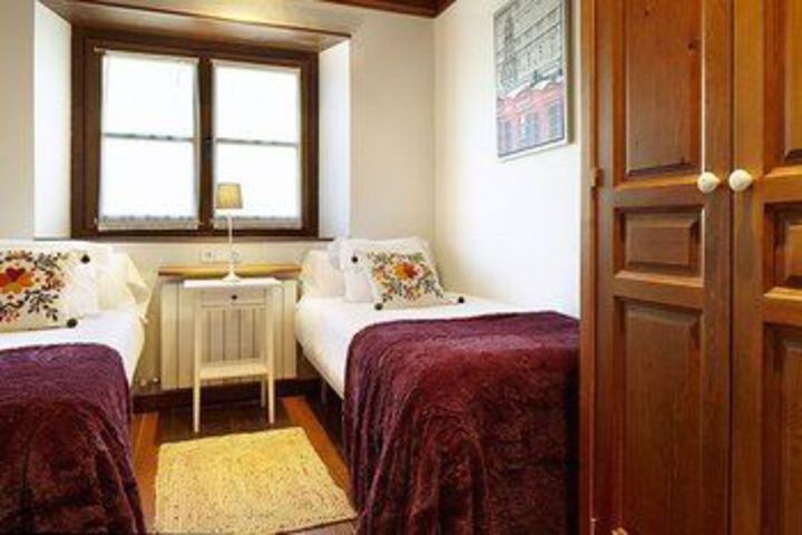 Room 4 of 14