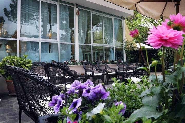 Terrace/Patio 23 of 23