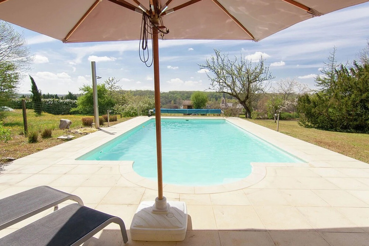 Pool 13 of 18