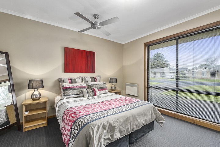 Room 14 of 120