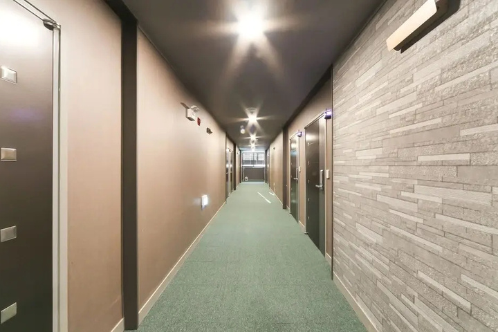 Room 13 of 23