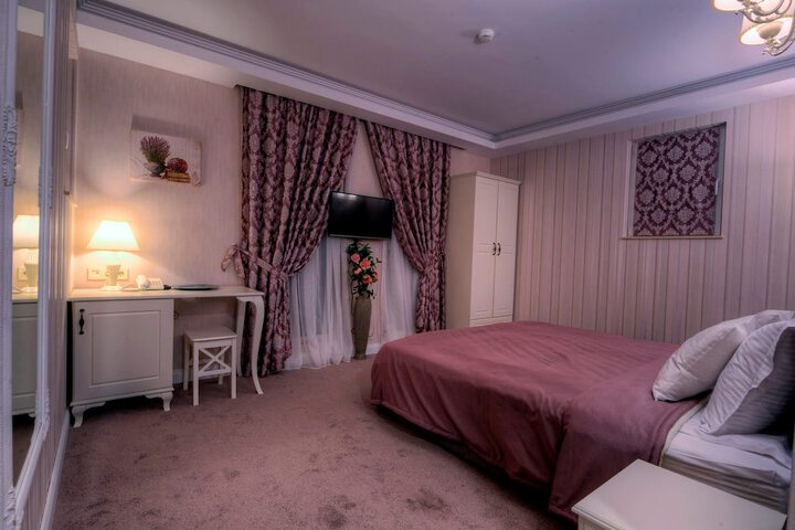 Room 14 of 44