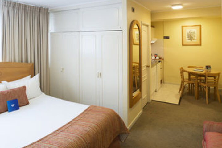 Room 19 of 43