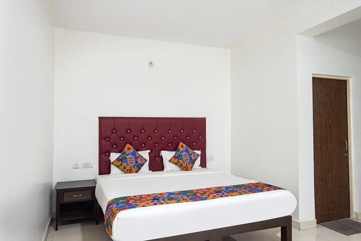 Room 19 of 32