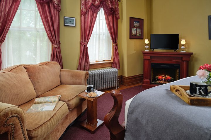 Room 5 of 41