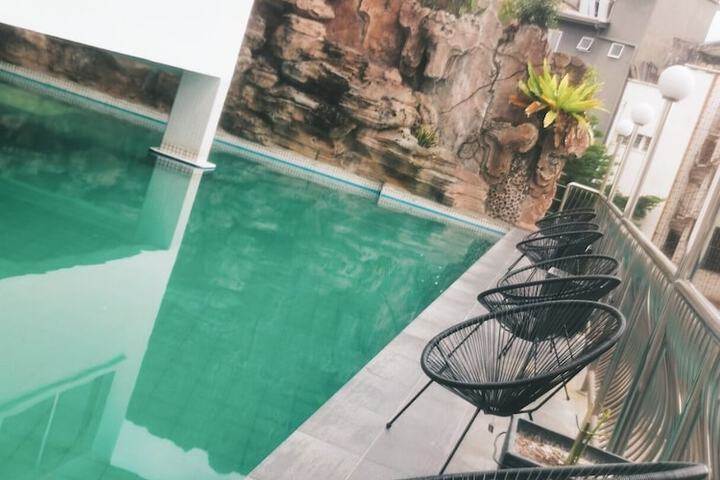 Pool 39 of 44