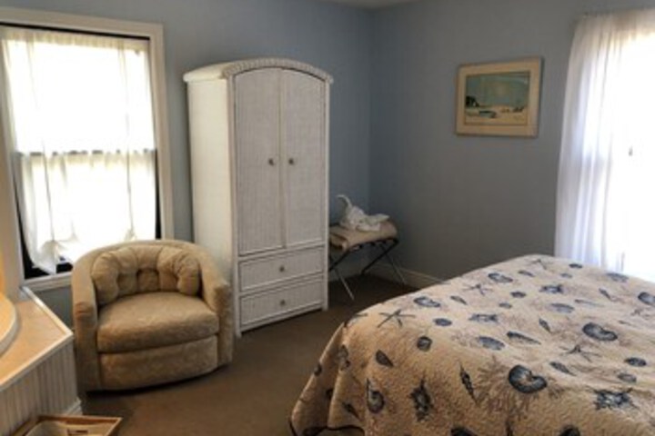 Room 76 of 111