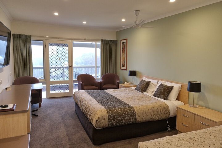 Room 12 of 40