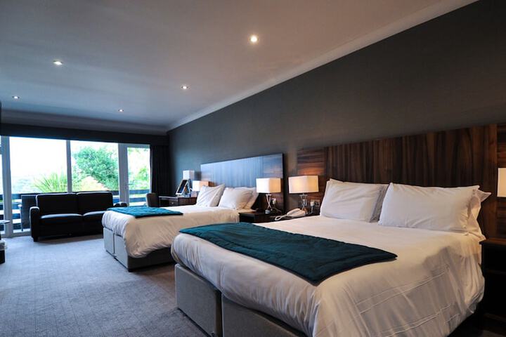 Room 4 of 59