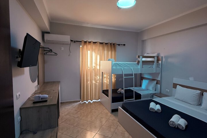 Room 61 of 245
