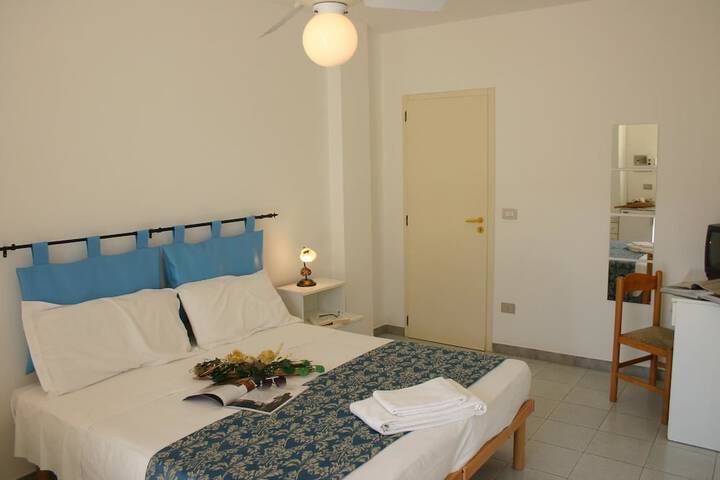 Room 5 of 30