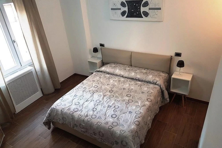 Room 3 of 12