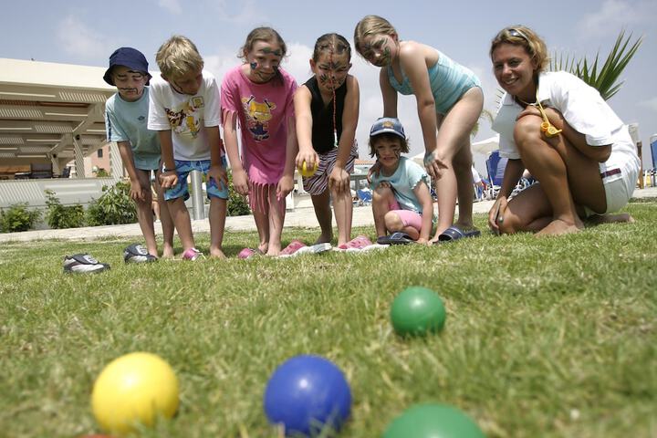Children's play area - outdoor