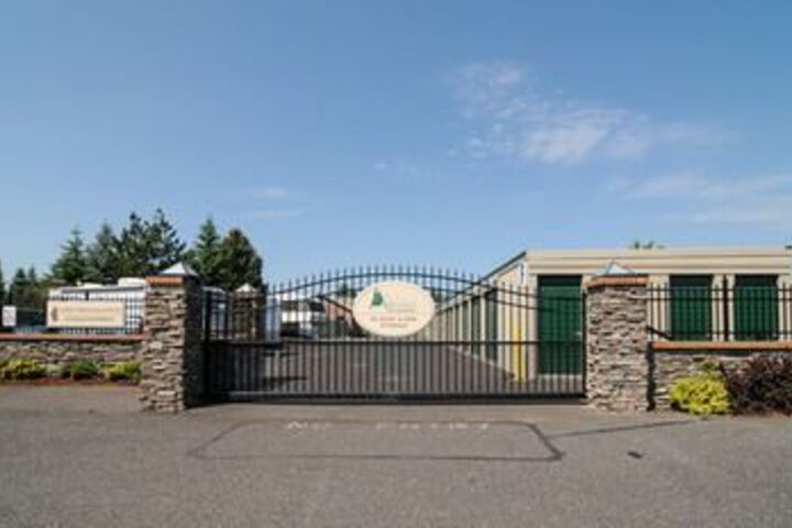 Property Grounds 33 of 38