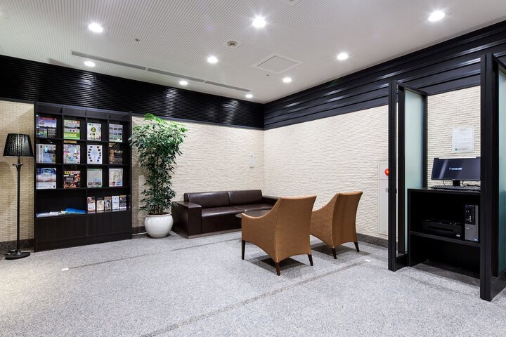 Guest Lobby