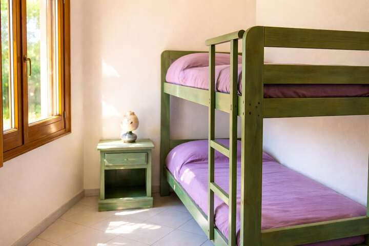 Room 6 of 20