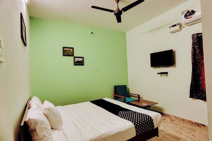 Room 3 of 63