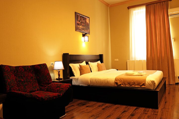 Room 15 of 71