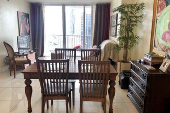Room 155 of 263