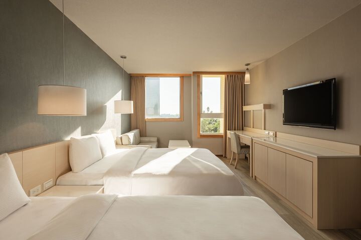 Room 15 of 64