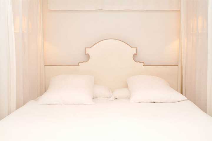 Room 5 of 71