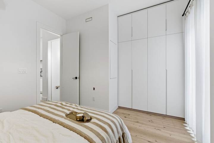 Room 18 of 65