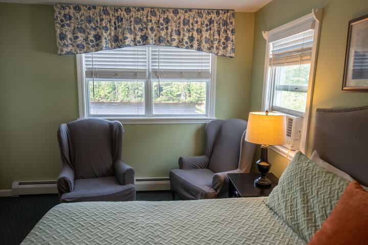 Room 11 of 80