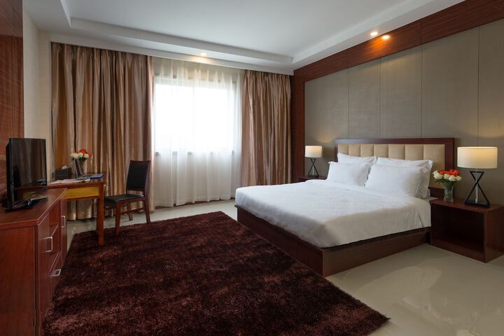Room 3 of 36