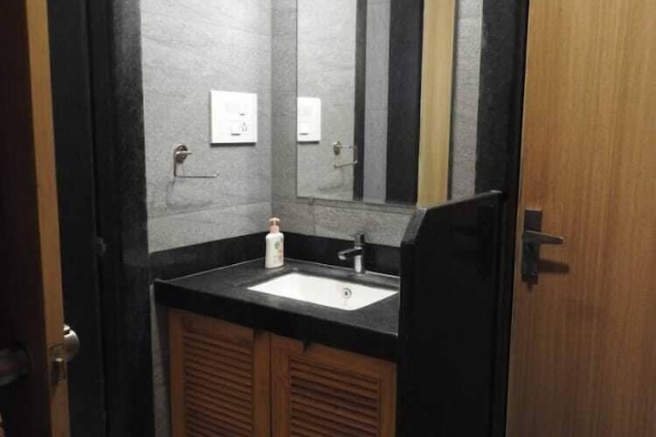 Room 29 of 45