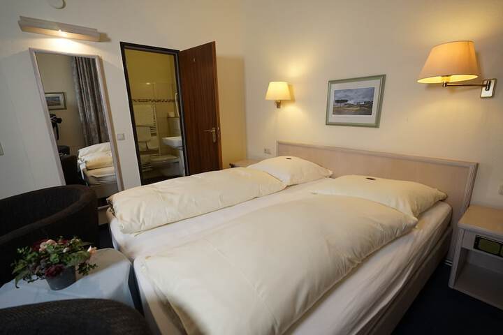 Room 19 of 50