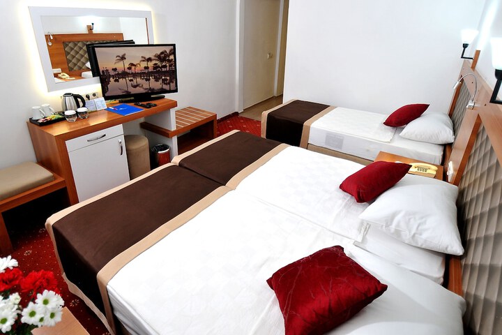 Room 21 of 42