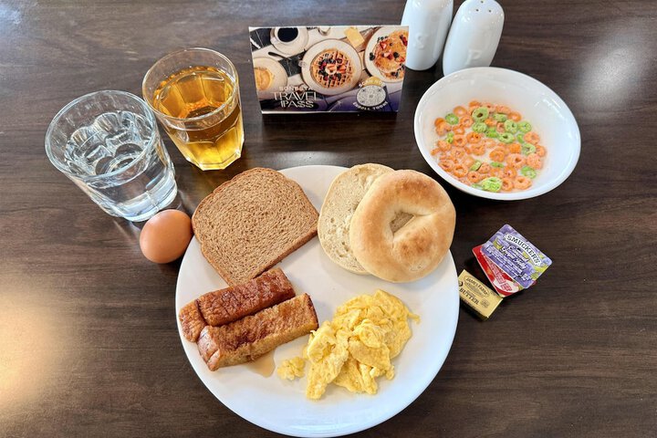 Dining 74 of 79