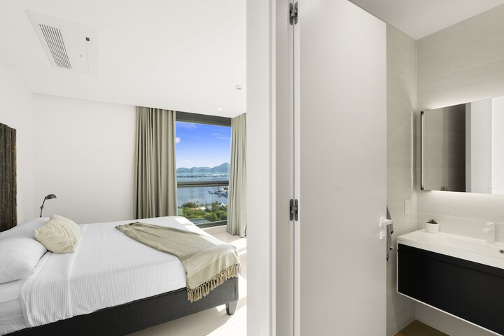 Room 67 of 1000