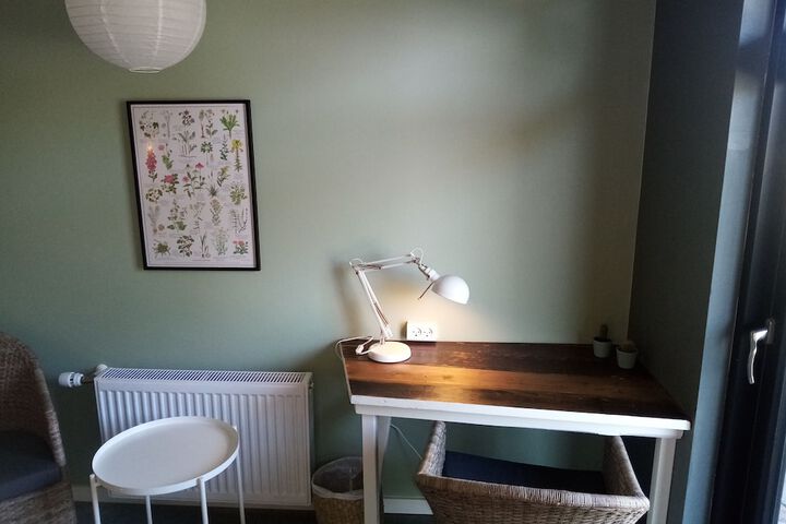 Room 15 of 76