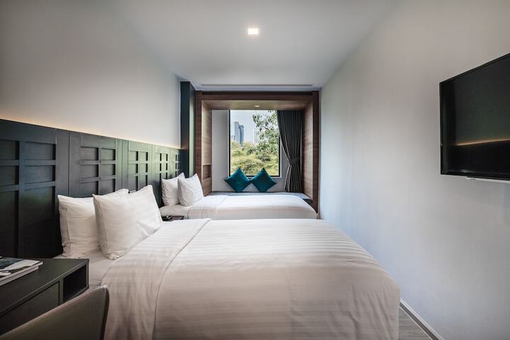 Room 29 of 42