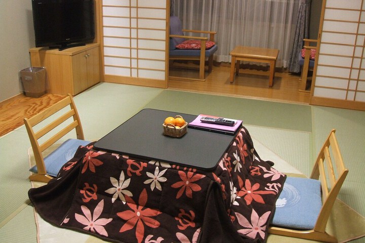 Room 4 of 44
