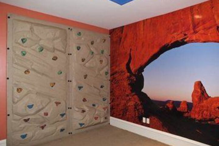Room 89 of 150