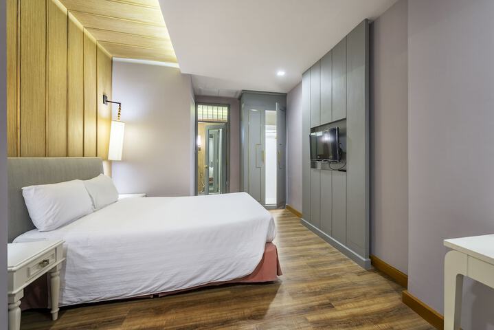 Room 34 of 55