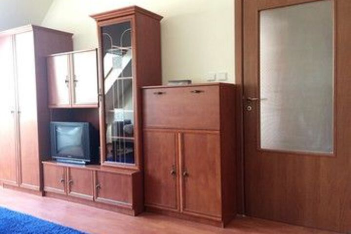 Room 13 of 73