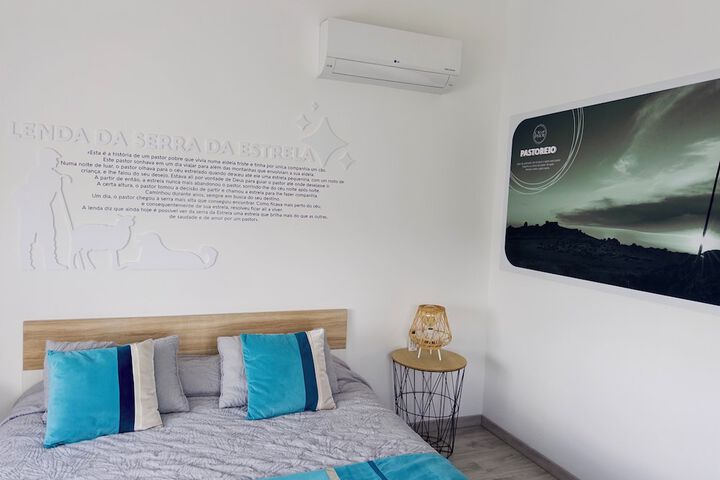 Room 3 of 98