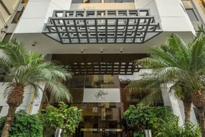 Hotel Entry