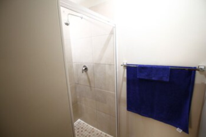 Room 5 of 40