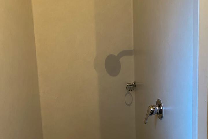 Room 45 of 46