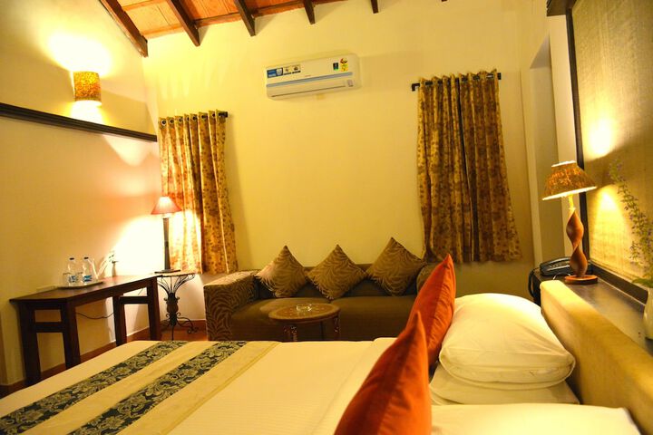 Room 12 of 49