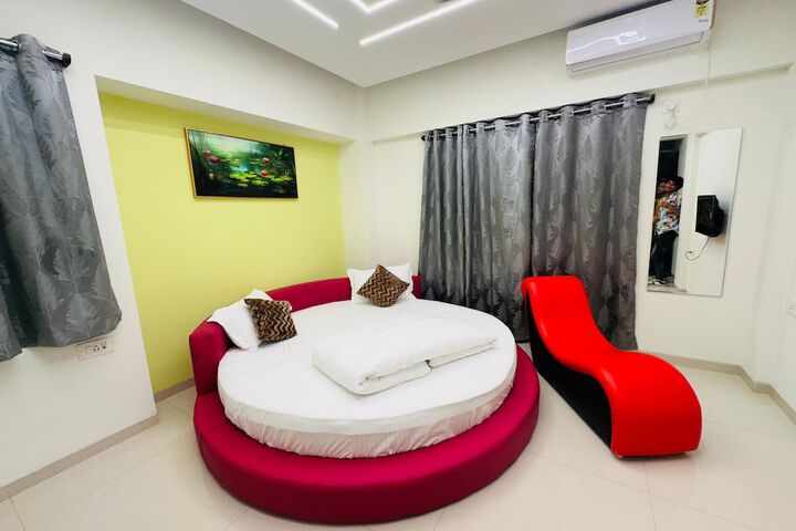 Room 16 of 27