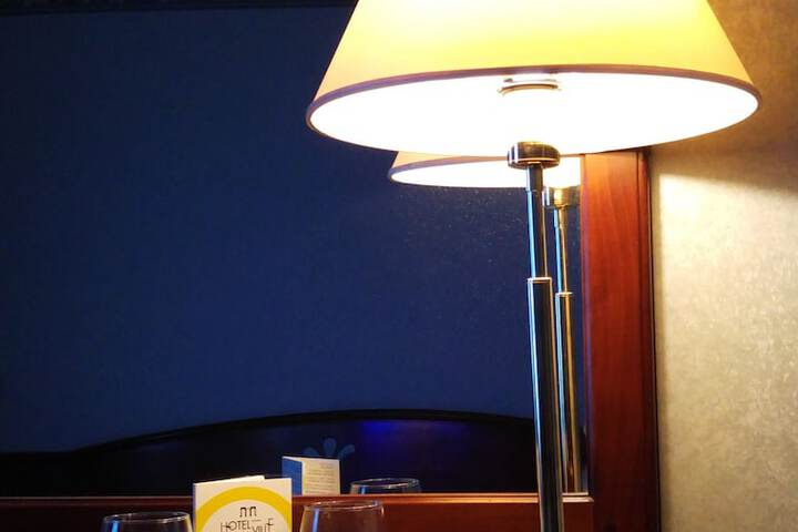 Room 12 of 53