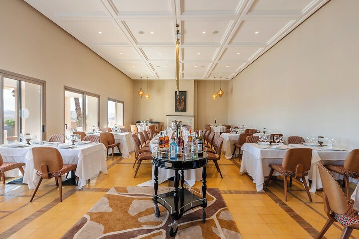 Dining Photos